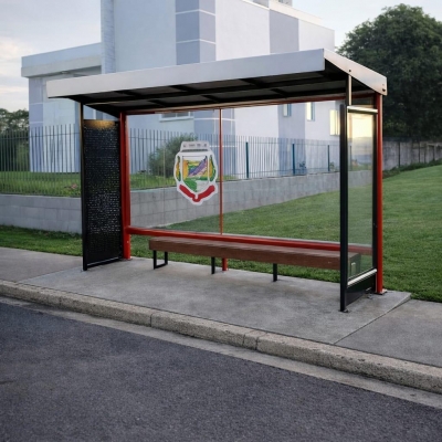 ABRIGO PIQUIRI SEIS LUGARES