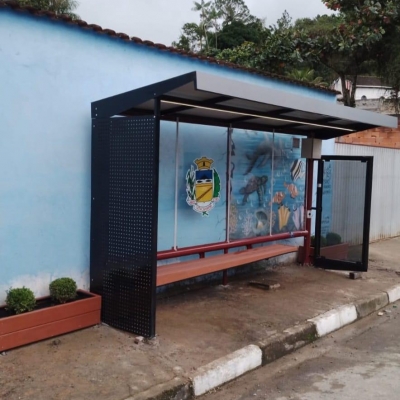 ABRIGO PIQUIRI 06 LUGARES