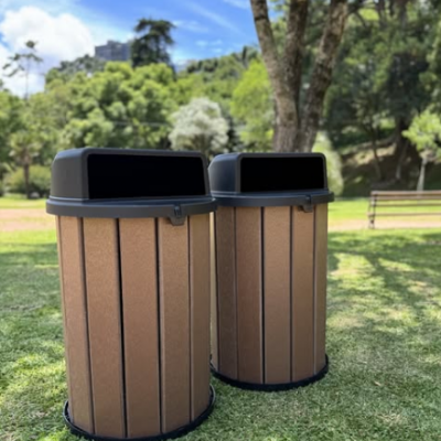 LIXEIRA URBANA COM TAMPA